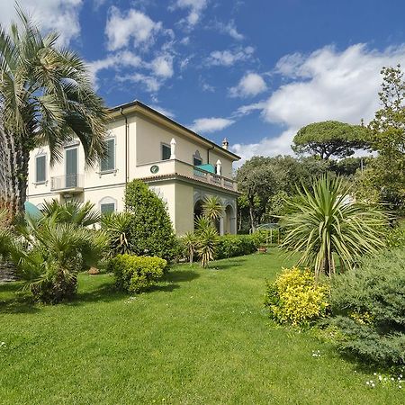 Hotel Verdemare Marina di Pietrasanta Exteriör bild