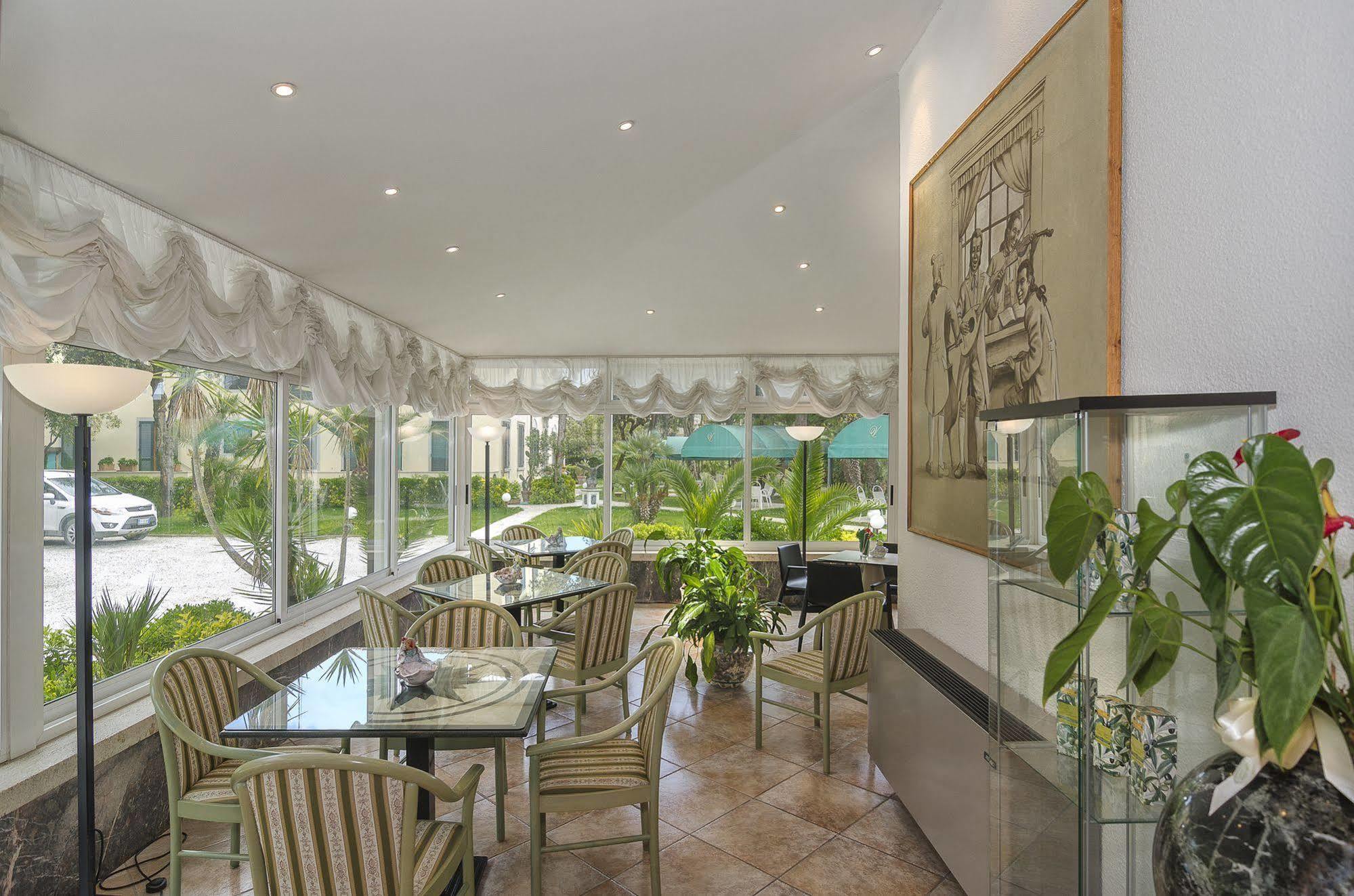 Hotel Verdemare Marina di Pietrasanta Exteriör bild